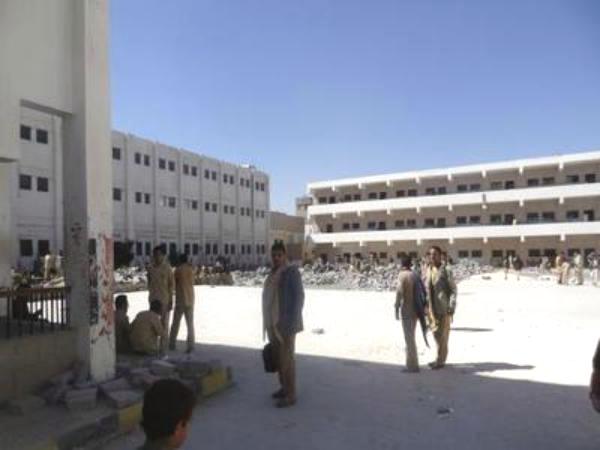 بدء امتحانات ثانوية اليمن وطلاب الحوثيين ناجحون مقدماً