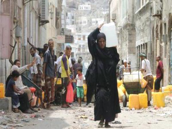 الاقتصاد اليمني محاصَر برّاً وبحراً وجوّاً