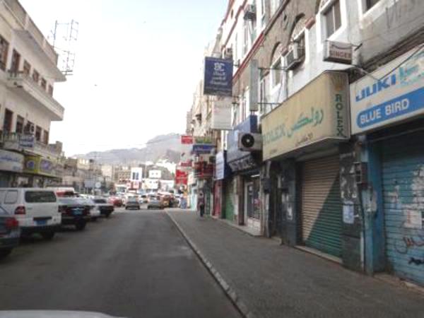 الحرب تفسد تجارة ملاك عقارات اليمن