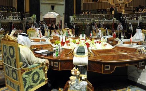 التعاون الخليجي يطالب بإطلاق سراح القطريين المختطفين بالعراق