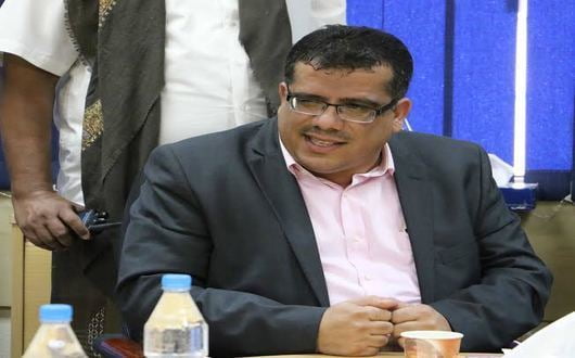 محافظ حضرموت يكشف عن الخطوط العريضة لمسودة مشروع حضرموت التي وزعت على القوى السياسية بالمحافظة