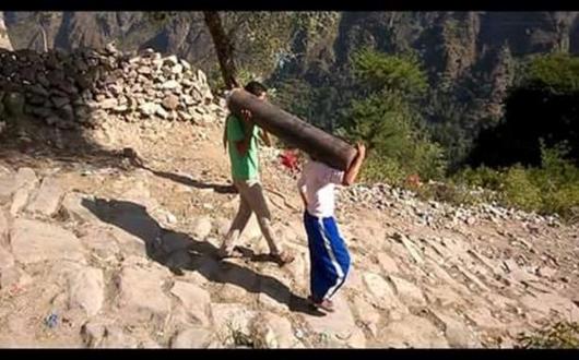 #تهريب_الحياة_إلى_تعز.. هكذا يعيش اليمنيّون