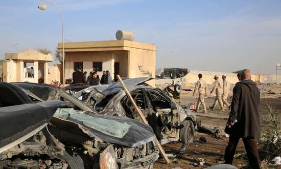 قتلى بتفجير سيارة بميناء براس لانوف الليبي
