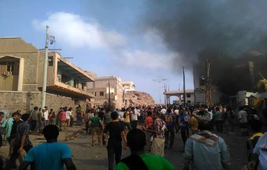 8 قتلى بتفجير قرب قصر الرئاسة في عدن