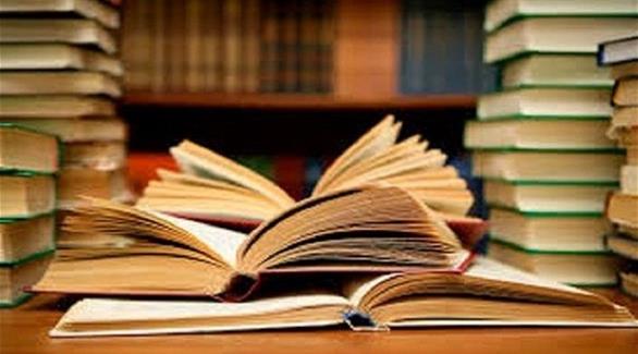 "التكنولوجيا والسياسة" يستعرض تأثير التكنولوجيا في إدارة حياة الإنسان