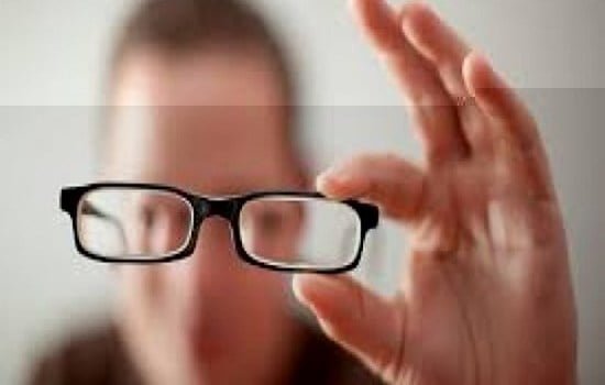 دراسة: 7 ملايين شخص عرضة للإصابة بالعمى لعدم تصحيح البصر