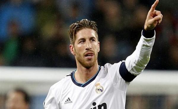 ريال مدريد يستعيد قائده في مباراة الضغط على برشلونة