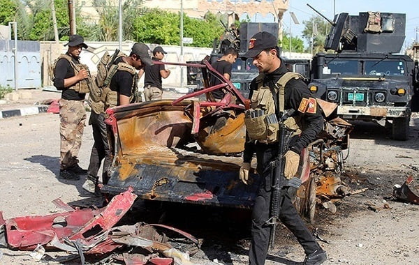 مقتل وإصابة 15 شخصا في انفجار عبوتين ناسفتين في بغداد