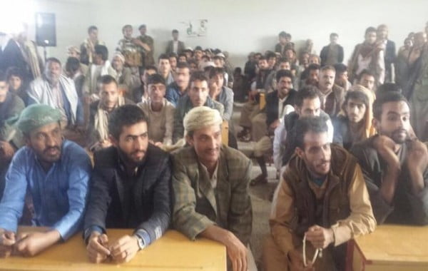 الحوثيون يعلنون الإفراج عن 57 محتجزا في عمران