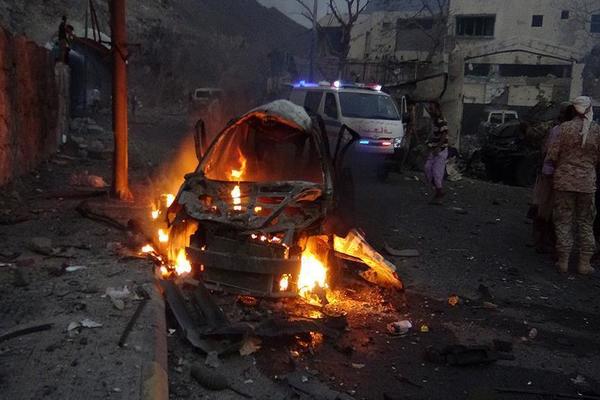 قتلى وجرحى في 4 عمليات انتحارية بمدينة المكلا