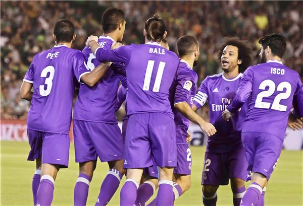 رقم مميز لريال مدريد "يُرعب" به منافسيه