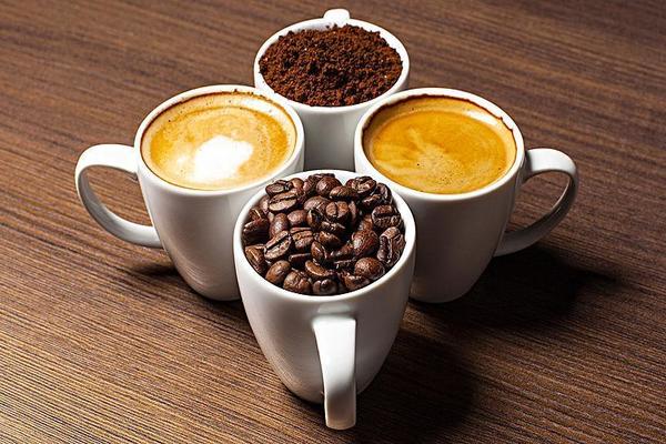 دراسة: 3 أكواب قهوة يوميا تخفض خطر إصابة السيدات بالخرف
