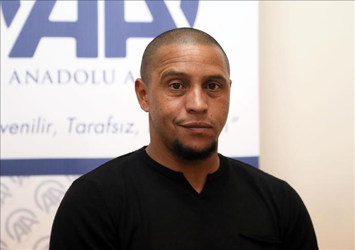البرازيلي كارلوس: مارسيلو أفضل ظهير أيسر ورونالدو الأفضل عالميًا
