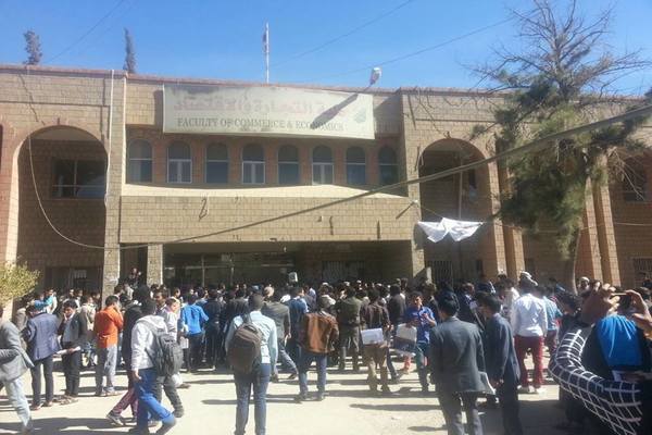 جامعة صنعاء.. امتحانات وسط رفض طلابي وتواصل للإضراب