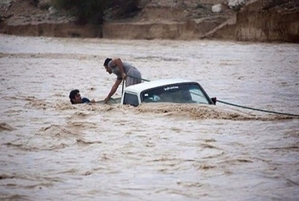 إيران: مصرع 14 وفقدان 37 بسبب الفيضانات