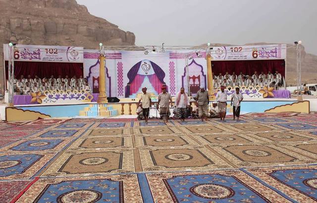 دمون تريم تحتفل بزفاف 102 عريساً وعروسة بمهرجان الحياة السادس