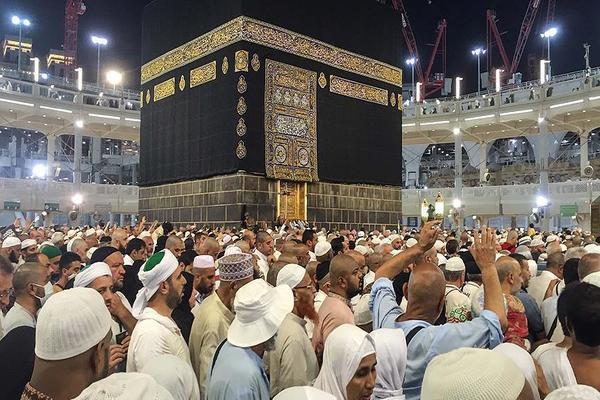 أمن مكة يعيد 120 ألف مقيم لعدم حملهم تصاريح للحج