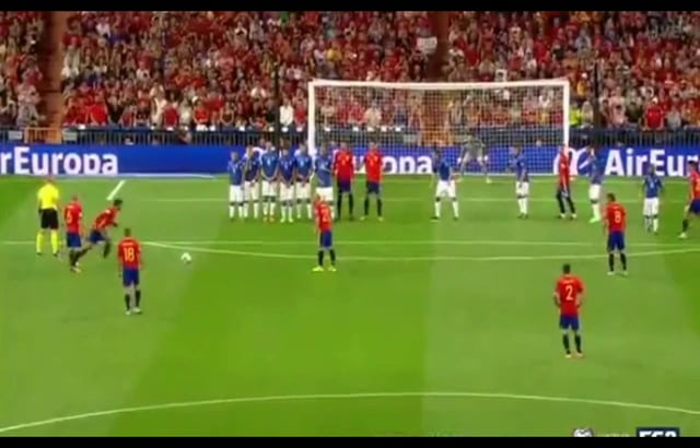 إيسكو يكشف سرّ الضربة الحرة وحديثه مع راموس