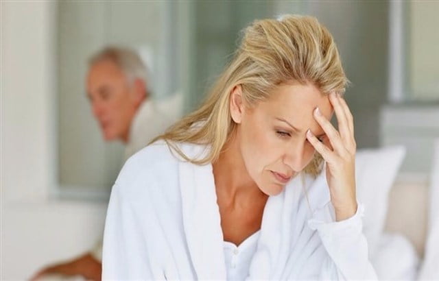 أعراض بلوغ المرأة سن اليأس