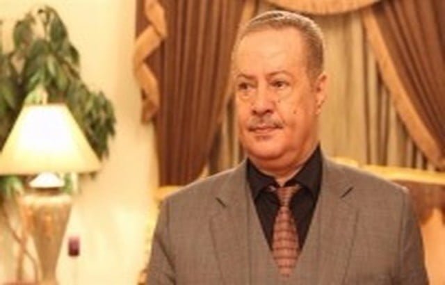 محافظ عدن المفلحي يوضح حقيقة الأنباء حول استقالته