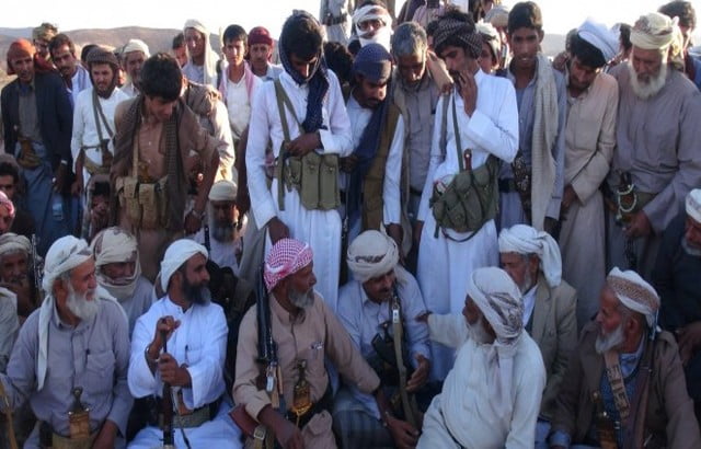 بيان قبائل آل عواض في البيضاء: ننتظر تنفيذ الاتفاق الموقع بصنعاء.. النص