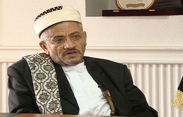القاضي الهتار: نقف على مسافة واحدة من جميع الأطراف ومنهم الحراك
