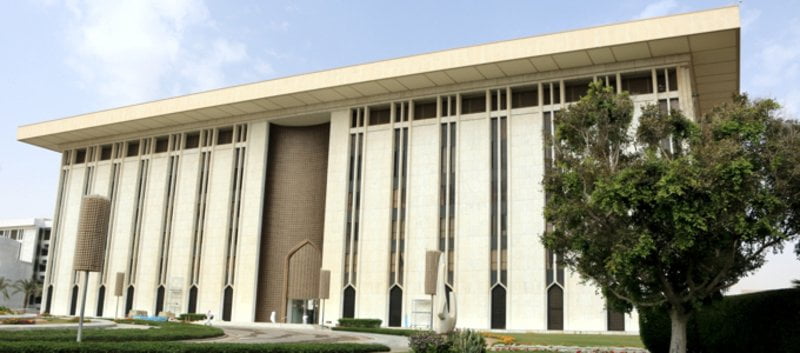 إيقاف شركة أبناء العمودي في السعودية عن مزاولة أعمالها بالصرافة