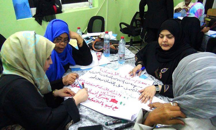 قيادات نسوية تطالب بتعزيز دور المرأة في فض النزاعات