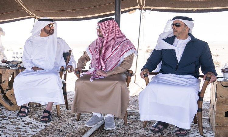 محمد بن زايد يستقبل وزير الداخلية السعودي