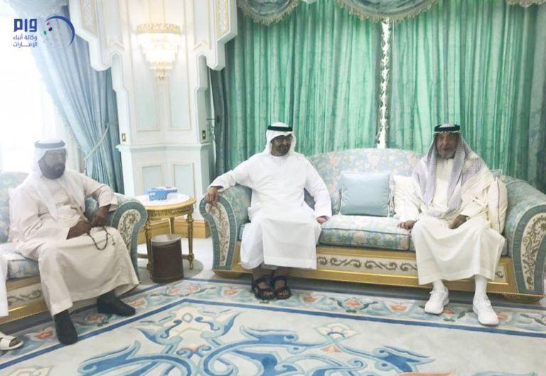 خليفة بن زايد يعود للظهور بعد غياب طويل