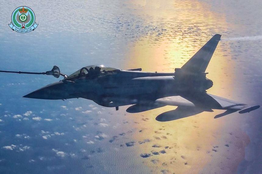 السعودية وبريطانيا توقعان مذكرة لشراء لشراء 48 مقاتلة تايفون.. فيديو