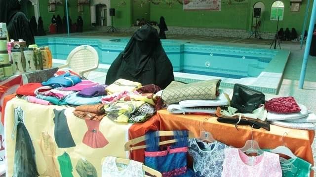 اتحاد نساء اليمن في وادي حضرموت يقيم معرضاً لمنتجات المرأة.. صور