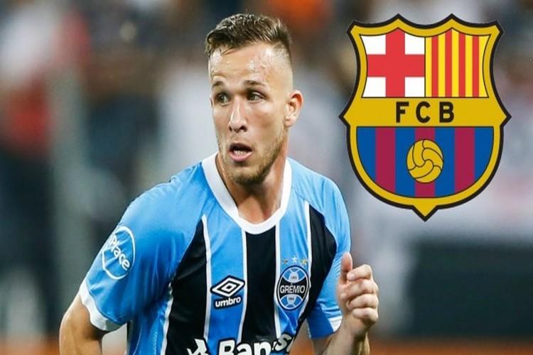 برشلونة يتعاقد مع اللاعب البرازيلي أرثور ميلو