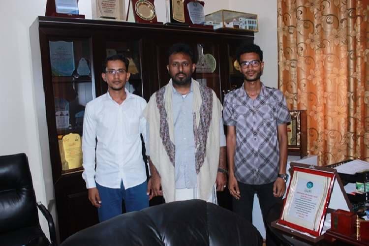 بن حبريش يطلع على مشاريع وابتكارات طلاب الهندسة والبترول بجامعة حضرموت