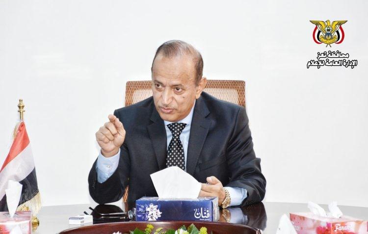 محافظ تعز يفسّر توجيهاته: المنضوون بقيادة اللواء 35 من الجيش.. نص البيان