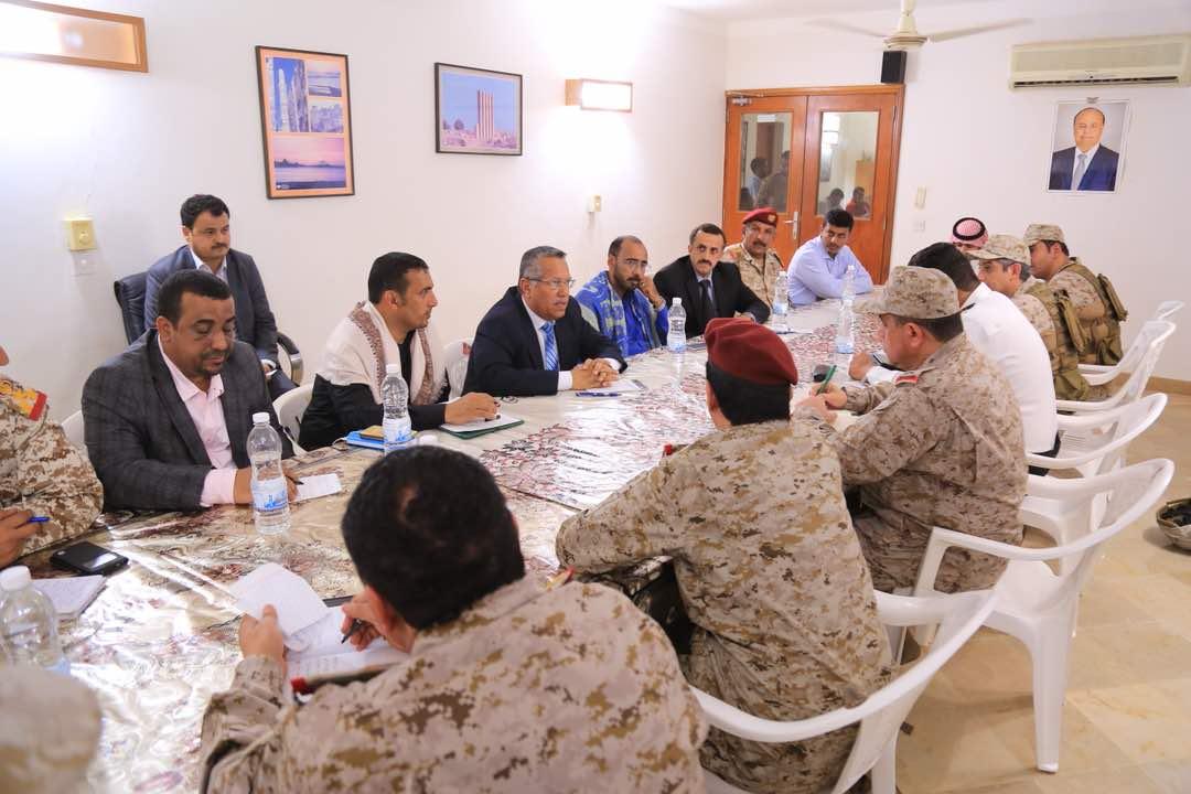 حكومة بن دغر تجتمع مع اللجنة السعودية وتكشف أهدافها في زيارة سقطرى