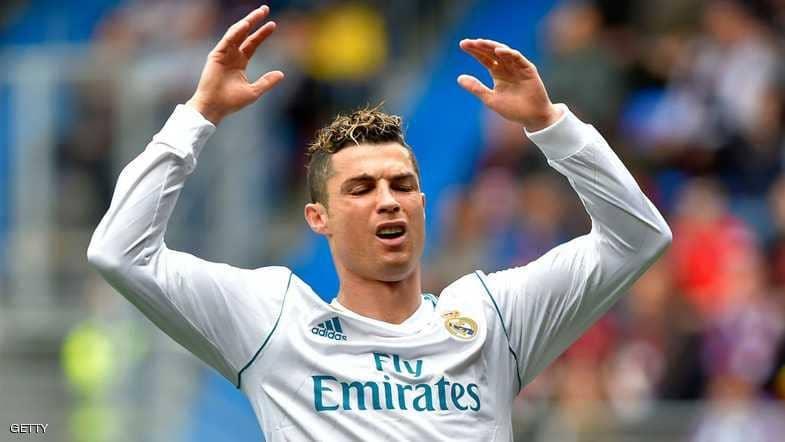 كريستيانو رونالدو يتألم بعد اجتماع بين وكيله ومسؤولي ريال مدريد