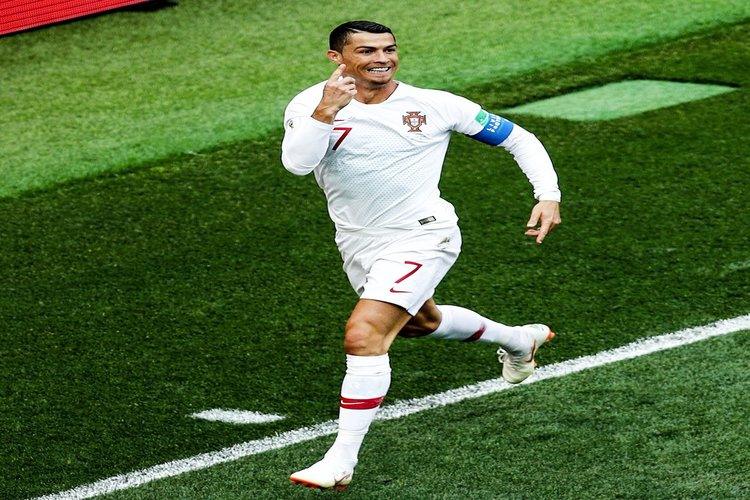 بالفيديو.. وكالة الفضاء الروسية تمازح كريستيانو رونالدو بعد مباراة المغرب