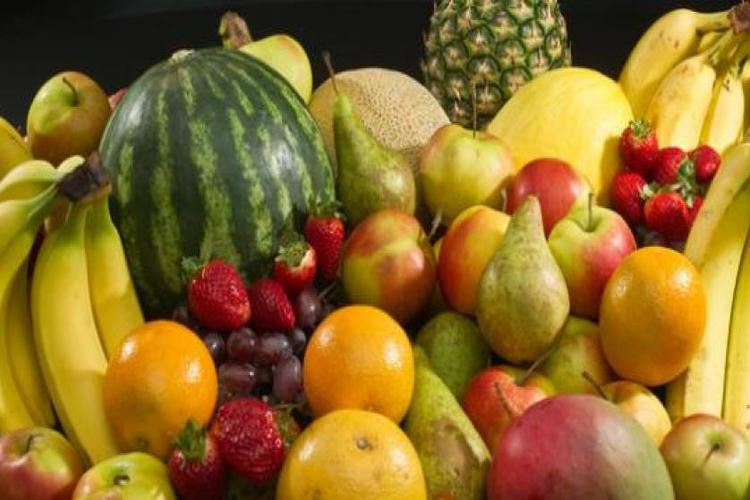 10 أطعمة لعلاج قرحة المعدة.. تعرف عليها