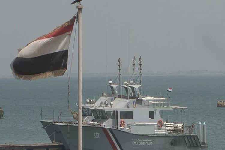 العثور على كائن بحري خطير في سواحل المهرة وحضرموت.. وتحذير من خفر السواحل