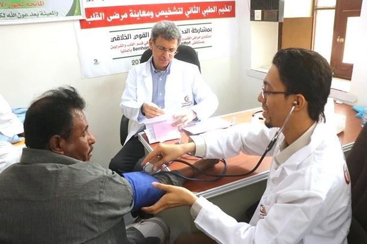 الكثيري يدعو الأطباء الحضارم بالمهجر للإسهام بخدمة حضرموت
