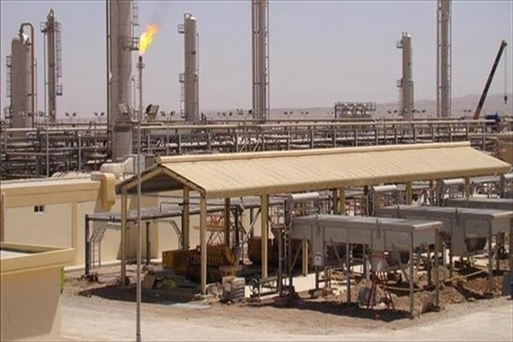 الحوثيون يختطفون ثلاثة من مهندسي شركة صافر والأخيرة تندد