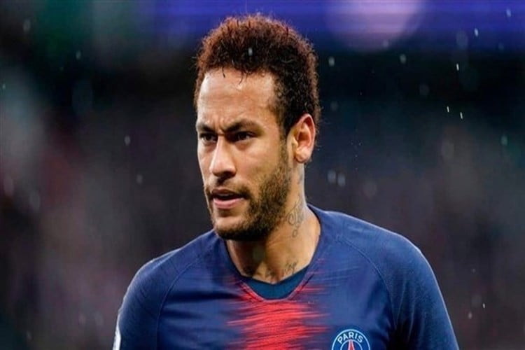 باريس سان جيرمان يجرد نيمار من امتيازاته