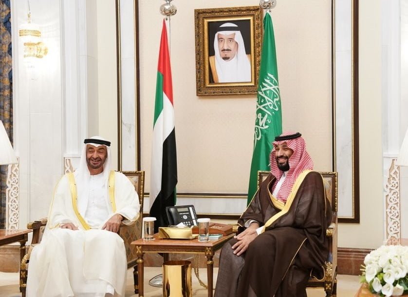 تفاصيل زيارة محمد بن زايد إلى السعودية وتصريحاته بشأن اليمن