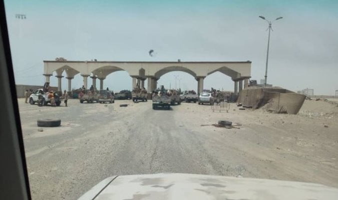 فيديو.. عشرات القتلى والجرحى من قوات الشرعية جراء غارات إماراتية في عدن وأبين