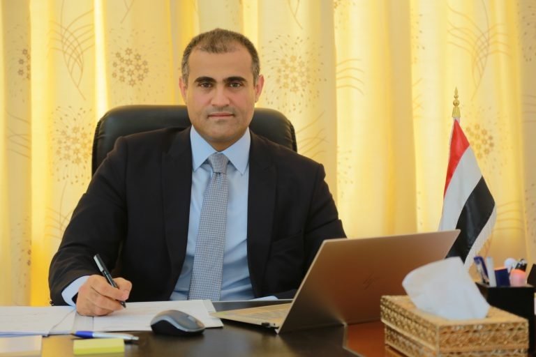 نائب وزير الخارجية: الحل في عدن الوقوف أمام انحراف دور الإمارات