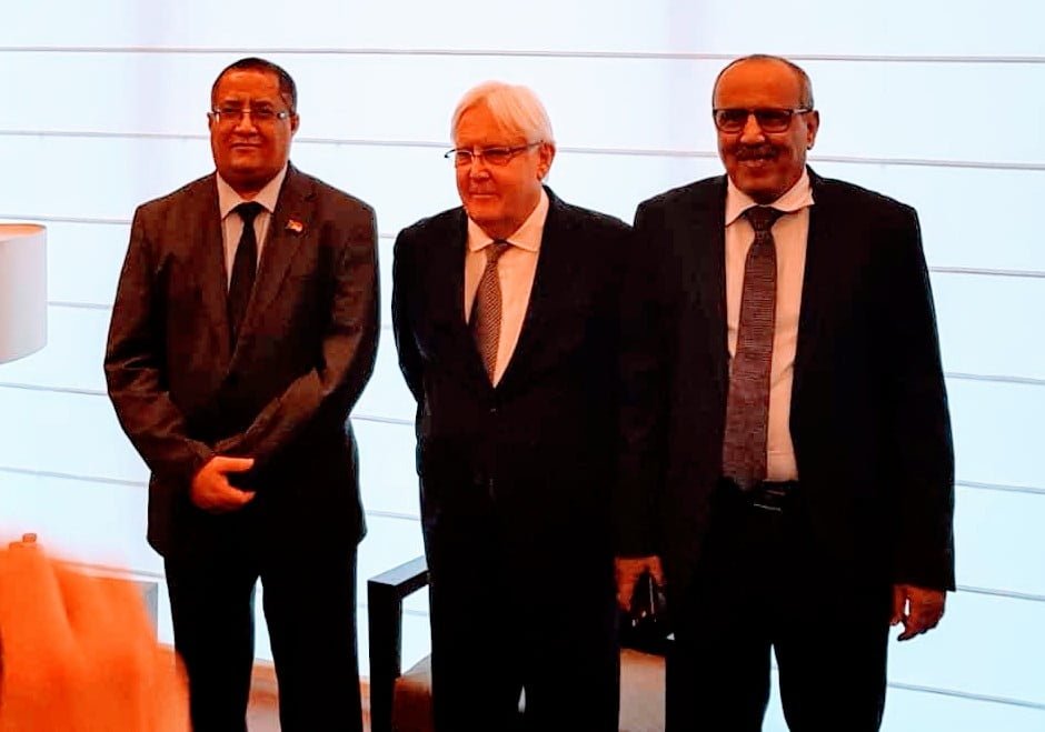 بينها البيض.. قيادات في الانتقالي تلتقي غريفيث في الرياض