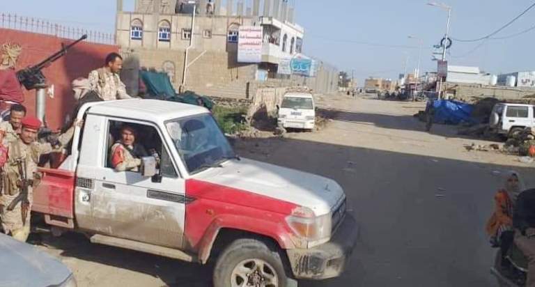 محور تعز يعلن بدء صرف راتب كشف الحالات لمنتسبه عبر القطيبي