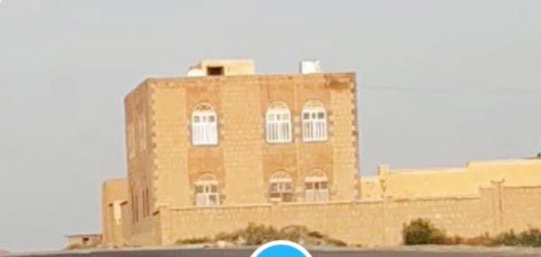 مسلحو القاعدة يفجرون مركزاً صحياً في البيضاء بعد إعدام طبيبه -فيديو