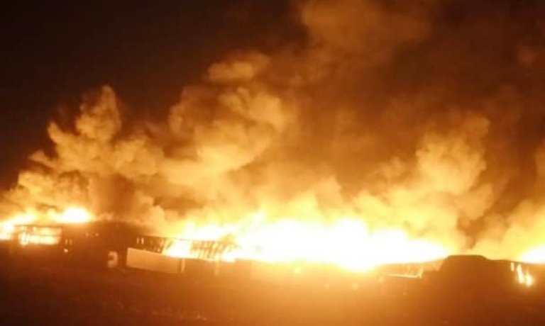Video: Houthis bombing largest industrial complex in Hodeidah